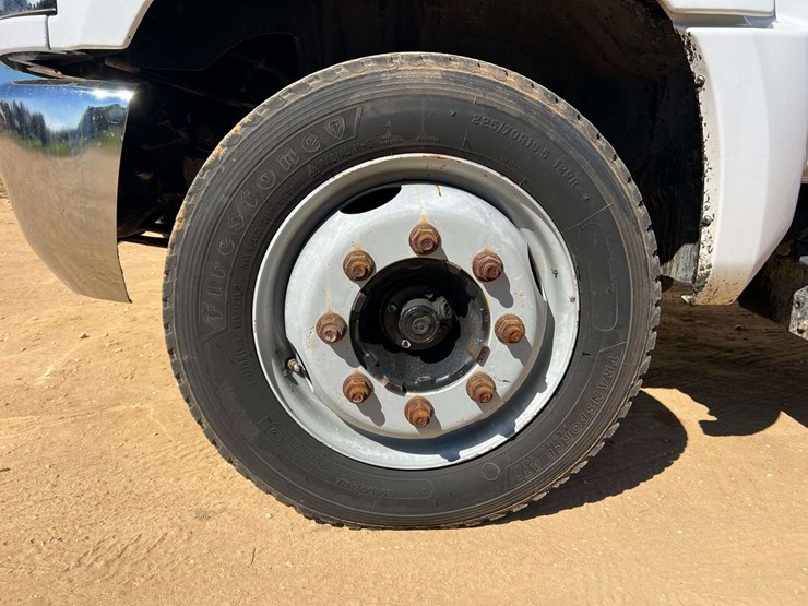 2019-chevrolet-silverado-5500hd-image-33