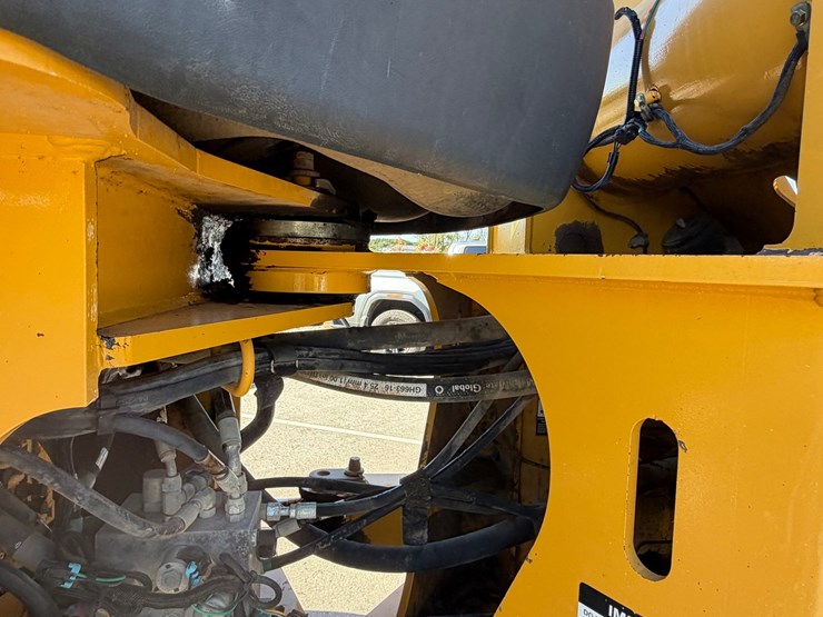 deere-544k-image-46