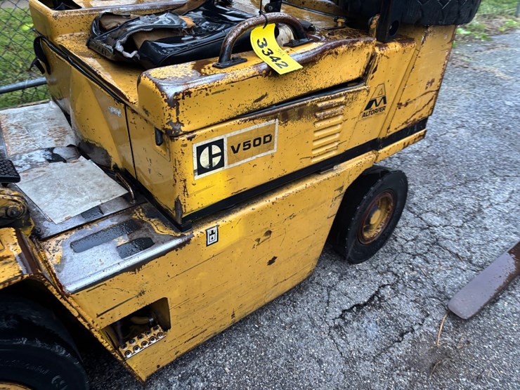 caterpillar-v50b-image-11