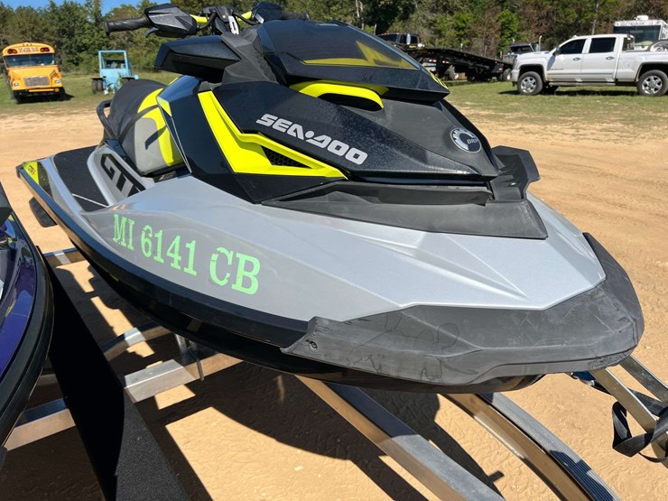 2019-sea-doo-gtr-x-230-&-2021-sea-doo-rxt-x-300-w/-2026-magic-tilt-dual-pwc-trailer-image-10