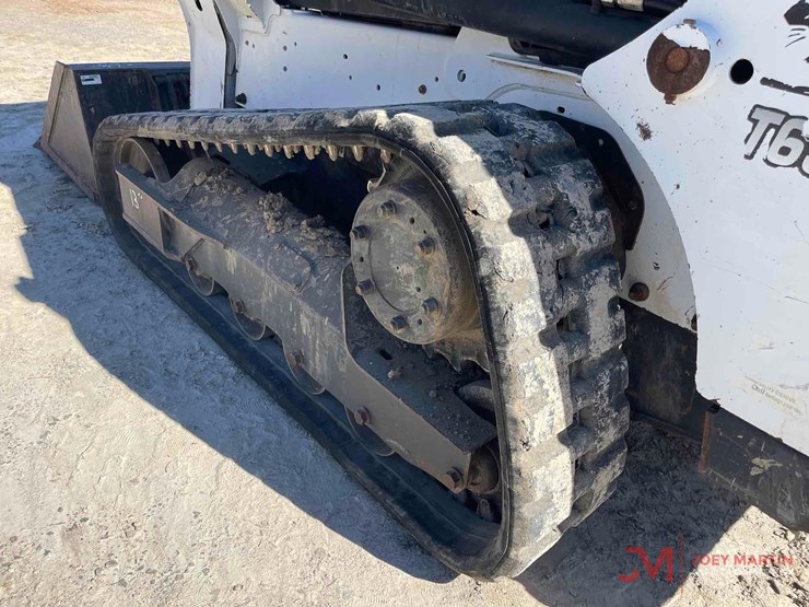2017-bobcat-t630-image-10