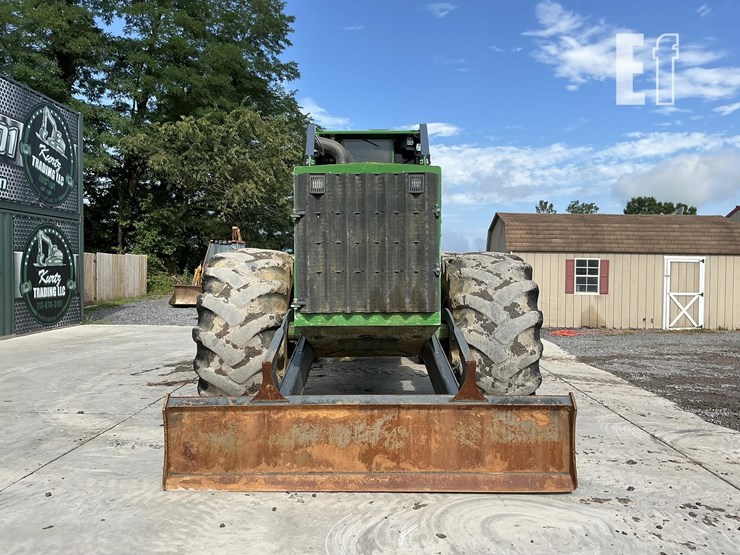 2023-deere-648l-ii-image-7