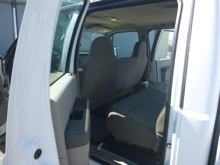 2010-ford-f250-image-7