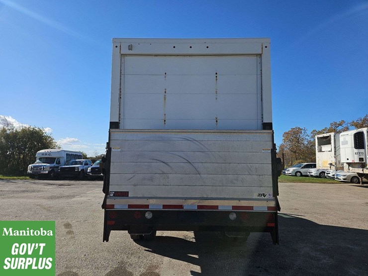 2014-ford-f550-image-6