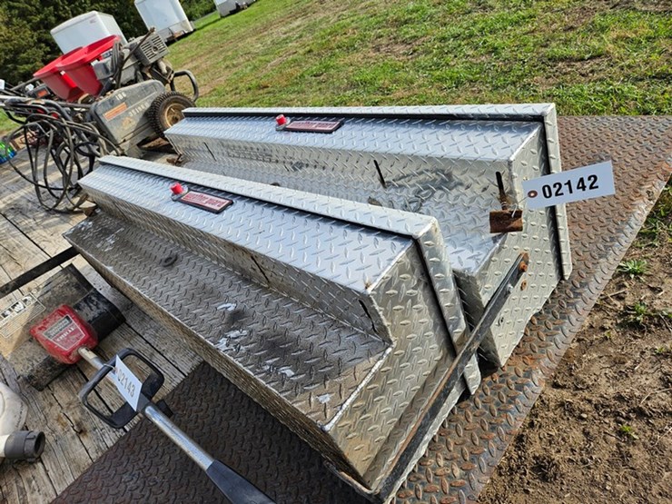 #2142-•-(2)-weatherguard-truck-tool-boxes-image-1