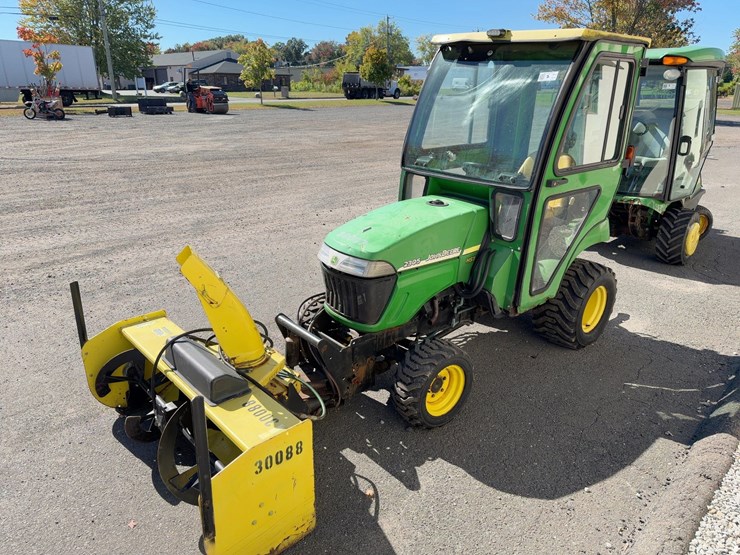john-deere-2305-image-1
