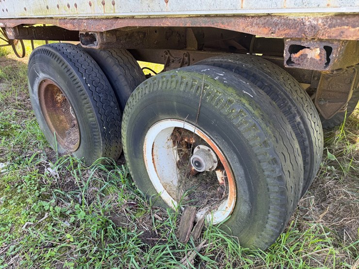 #4008-•-40'-semi-trailer-image-16