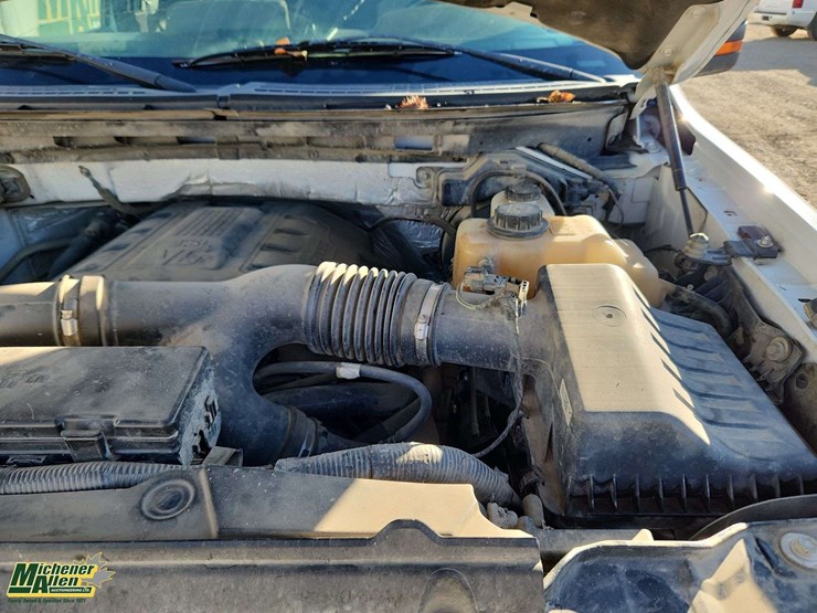 2013-ford-f150-image-36