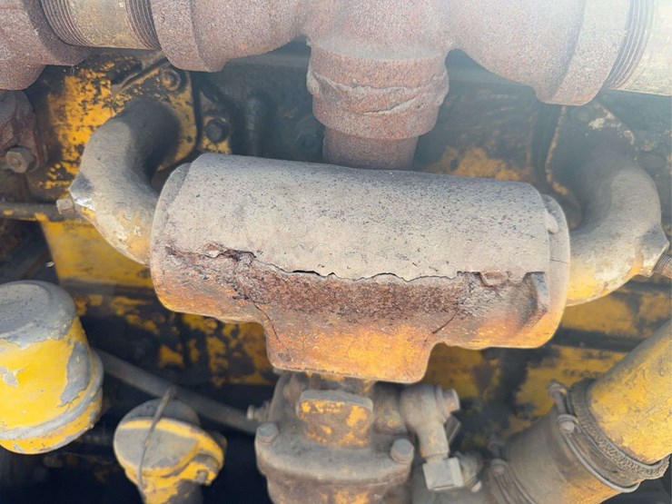 caterpillar-r2-image-29