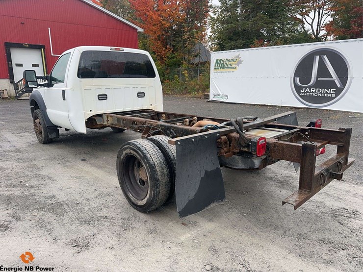2014-ford-f550-xlt-image-7