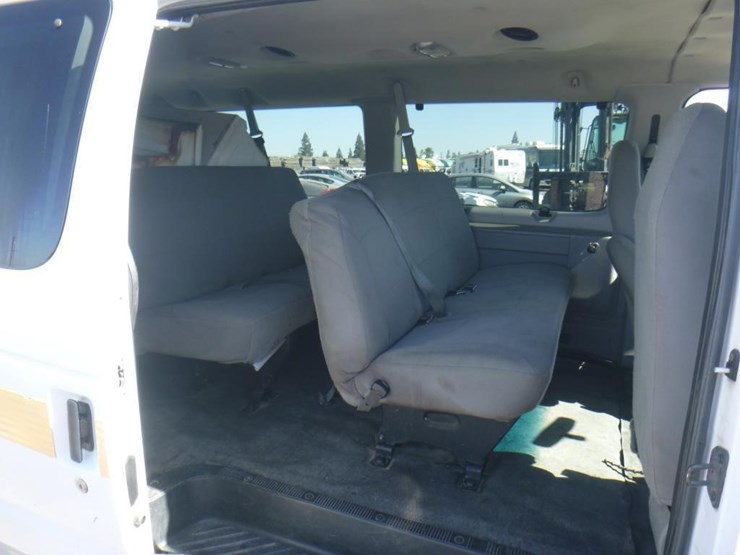 2007-ford-econoline-350-image-7