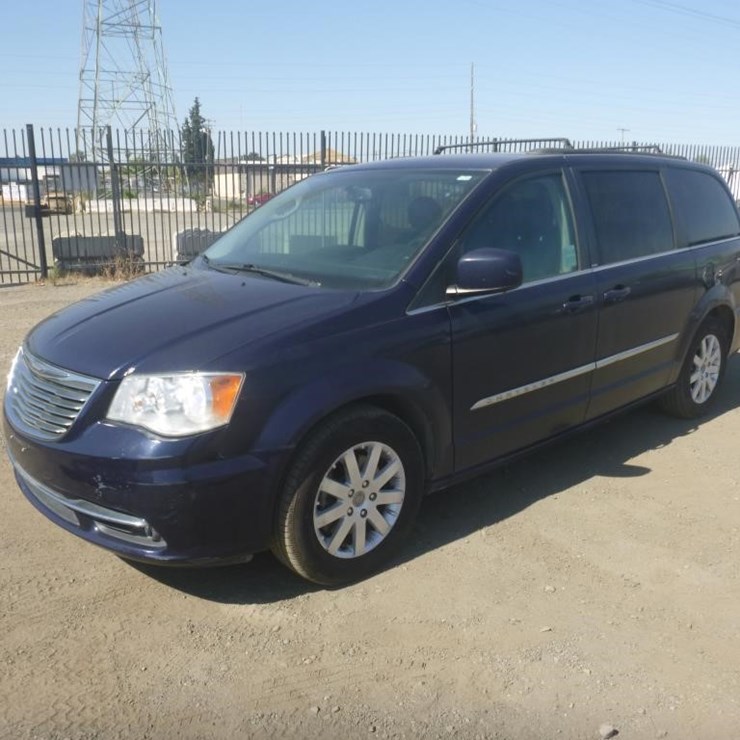 2014 CHRYSLER TOWN & COUNTRY
