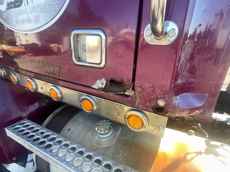 #117-•-2011-western-star-semi-tractor-(has-wi-title)-(forestville,-wi)-image-17