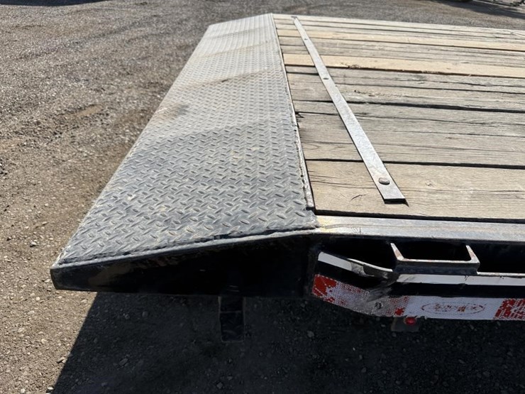2020-econoline-tilt-deck-trailer-image-25