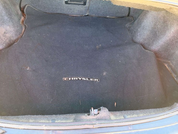 2014-chrysler-200-s-4-door-sedan-(150,748-miles)-image-15