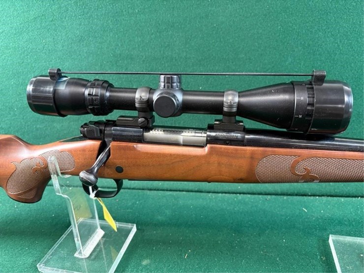 winchester-mdl.70-300-wsm-rifle-image-3