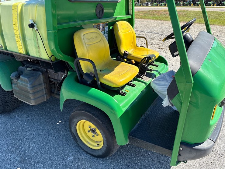 john-deere-300-image-6