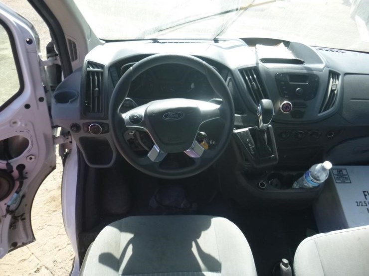 2017-ford-transit-image-9