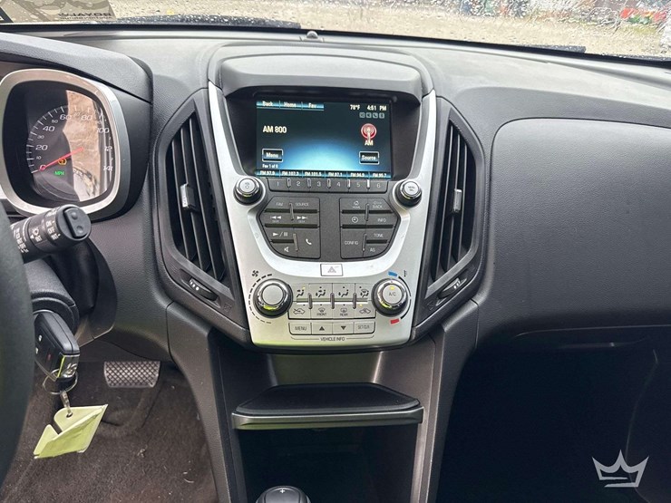 2017-chevrolet-equinox-image-17