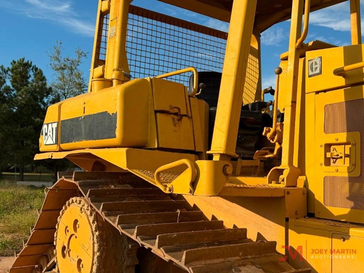 caterpillar-d6h-image-15