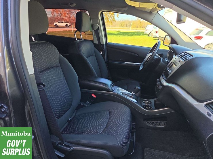2017-dodge-journey-image-29
