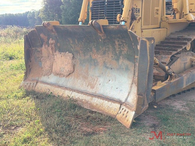 caterpillar-d6h-image-38