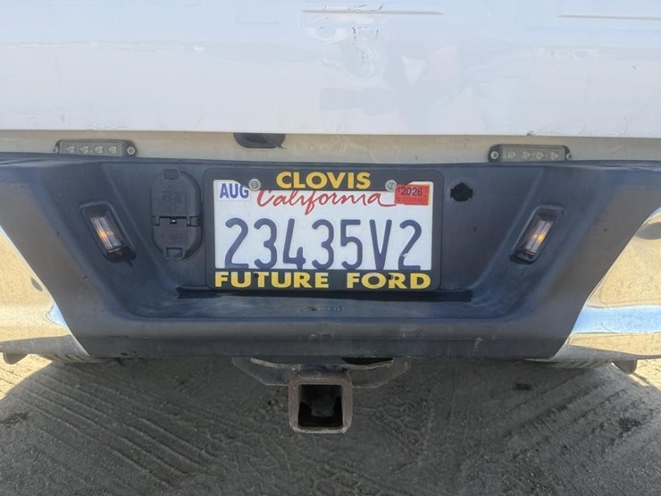 2020-ford-f150-image-26