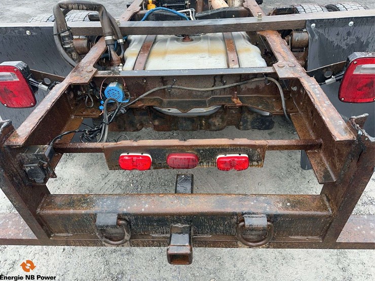 2014-ford-f550-xlt-image-17