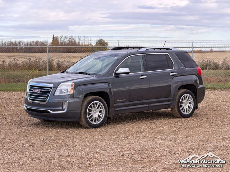 2017-gmc-terrain-slt-image-1