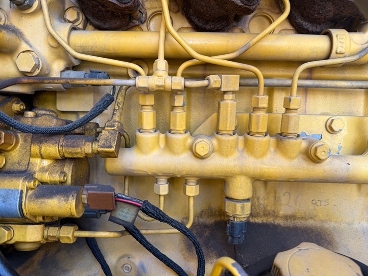deere-672d-image-101