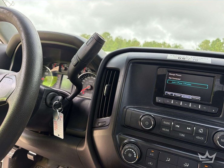 2015-chevrolet-silverado-1500-image-10