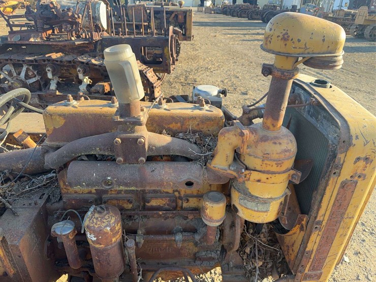 caterpillar-d2-image-18