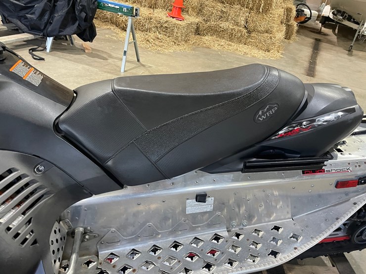 #3152-•-2008-yamaha-fx-nytro-snowmobile-image-25