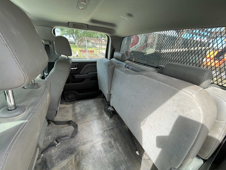 2018-chevrolet-3500-image-67