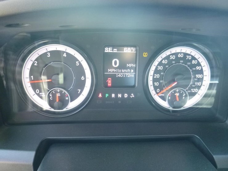 2021-dodge-1500-image-15