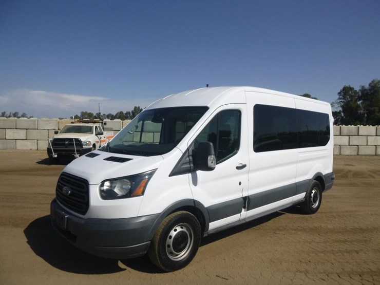 2018-ford-transit-image-2