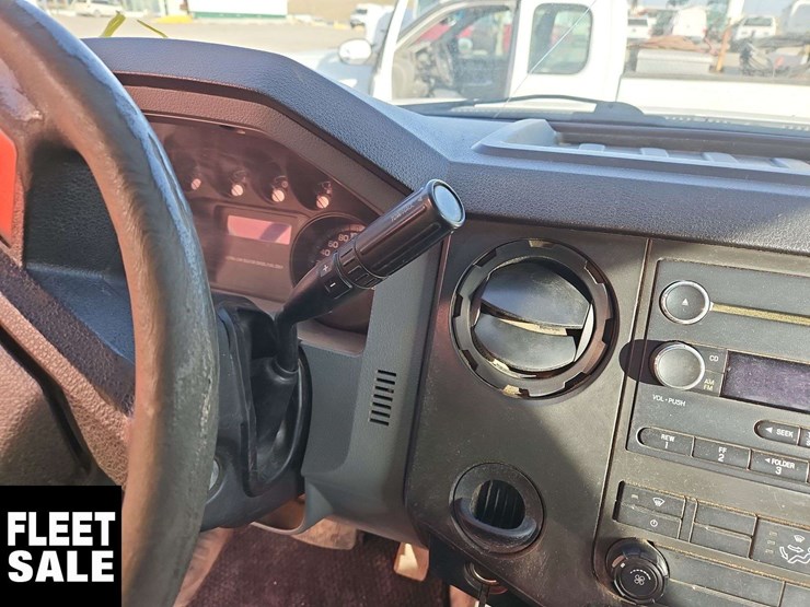 2016-ford-f550-image-25