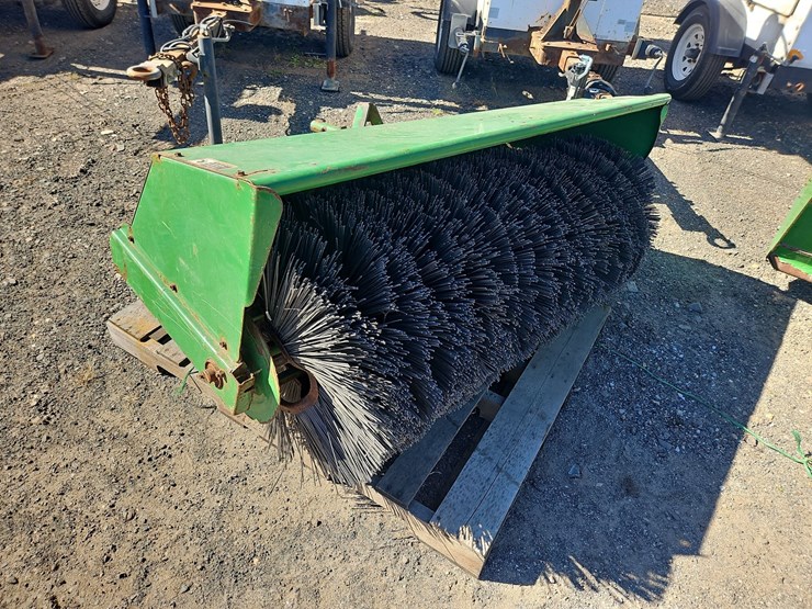 john-deere-1575-image-7
