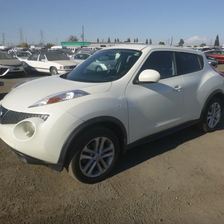 2011 NISSAN JUKE