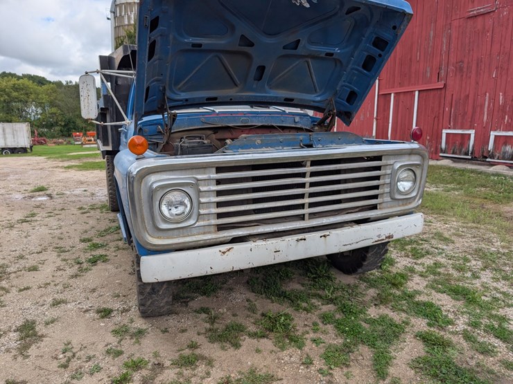 #4001-•-1967-ford-custom-cab-baby-dump-box-truck-image-18