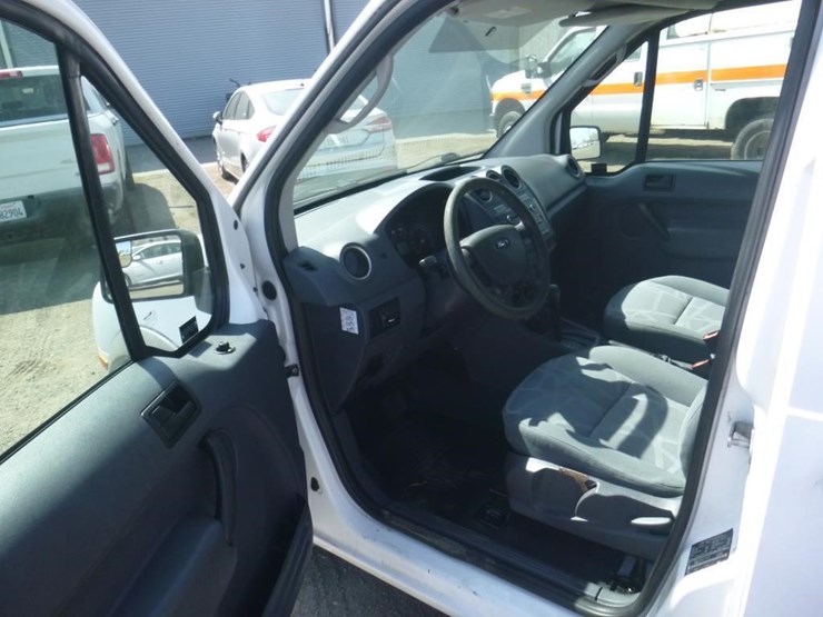 2012-ford-transit-connect-image-5