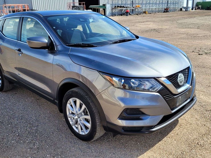 2020-nissan-rogue-image-2
