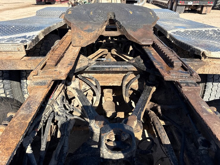 2005-kenworth-t800-image-43