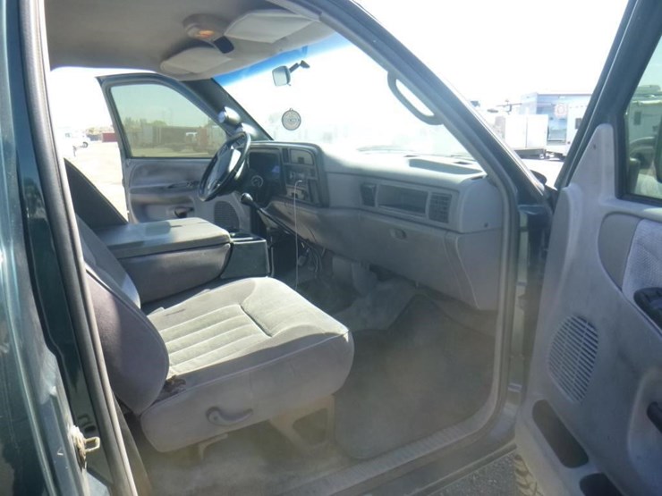 1994-dodge-ram-2500-image-6