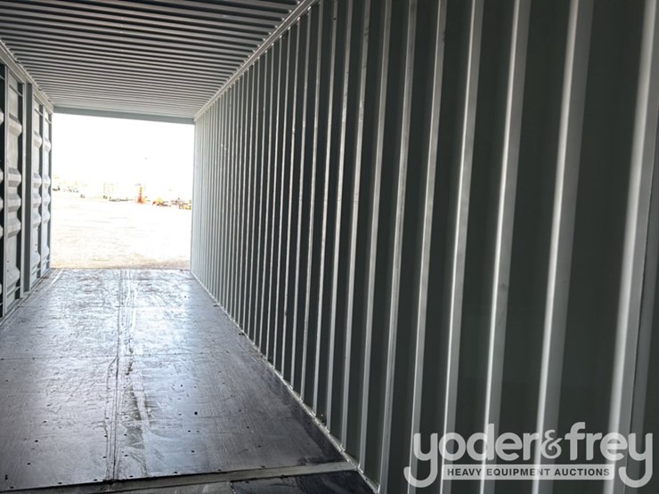 40'-multi-door-container-image-17