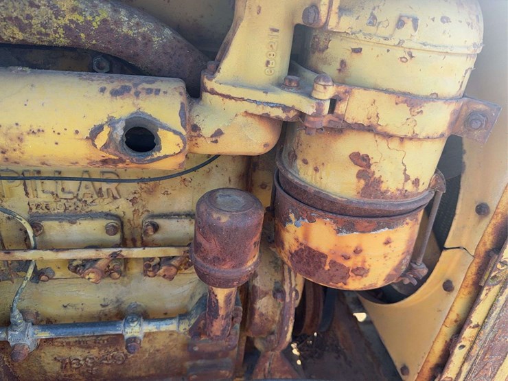 caterpillar-d2-image-24