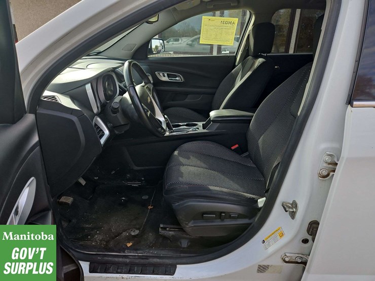 2013-chevrolet-equinox-image-16
