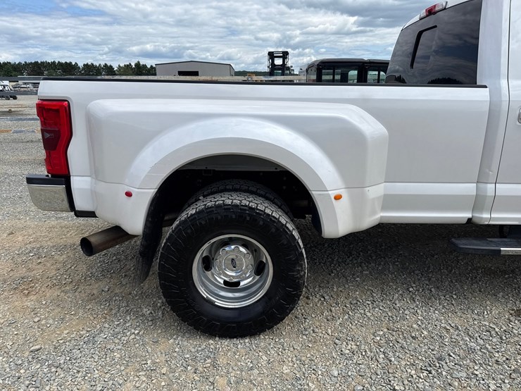 2017-ford-f350-image-25