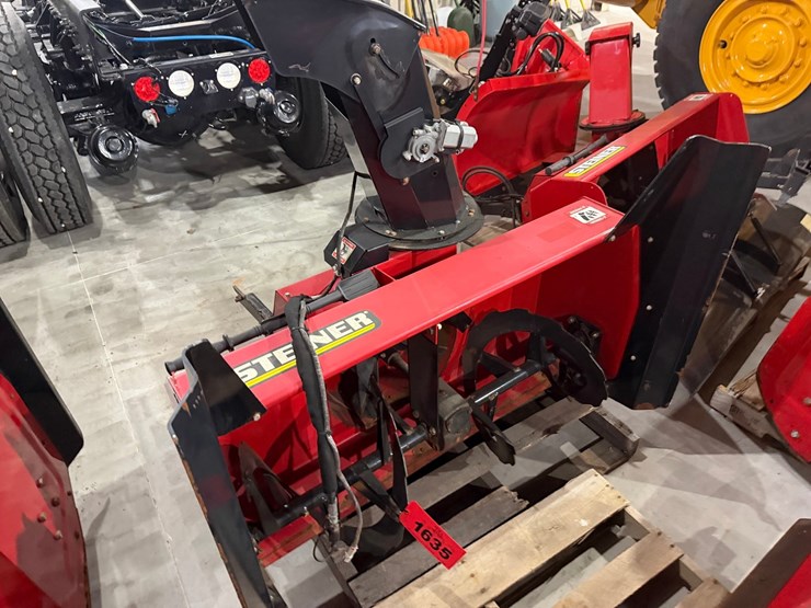 #1635-•-steiner-ventrac-snowblower-attachment-image-4
