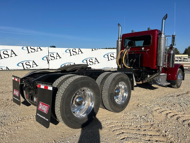 2000-peterbilt-379-image-5